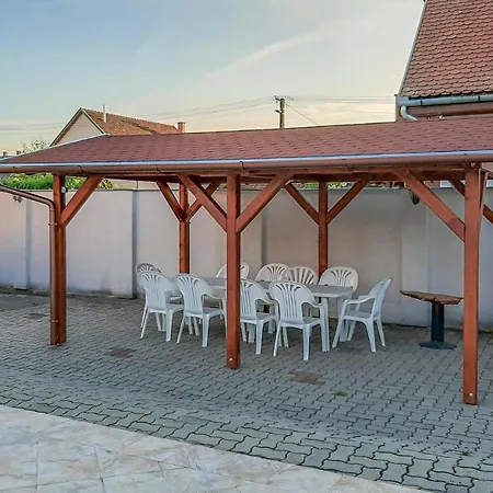 Apartman Stunning In Balatonelle W Outdoor Swimming Pool And 2 Bedrooms Balatonlelle