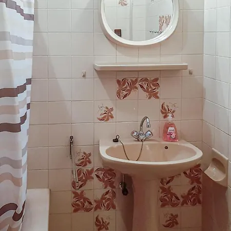Apartman Stunning In Balatonelle W Outdoor Swimming Pool And 2 Bedrooms *